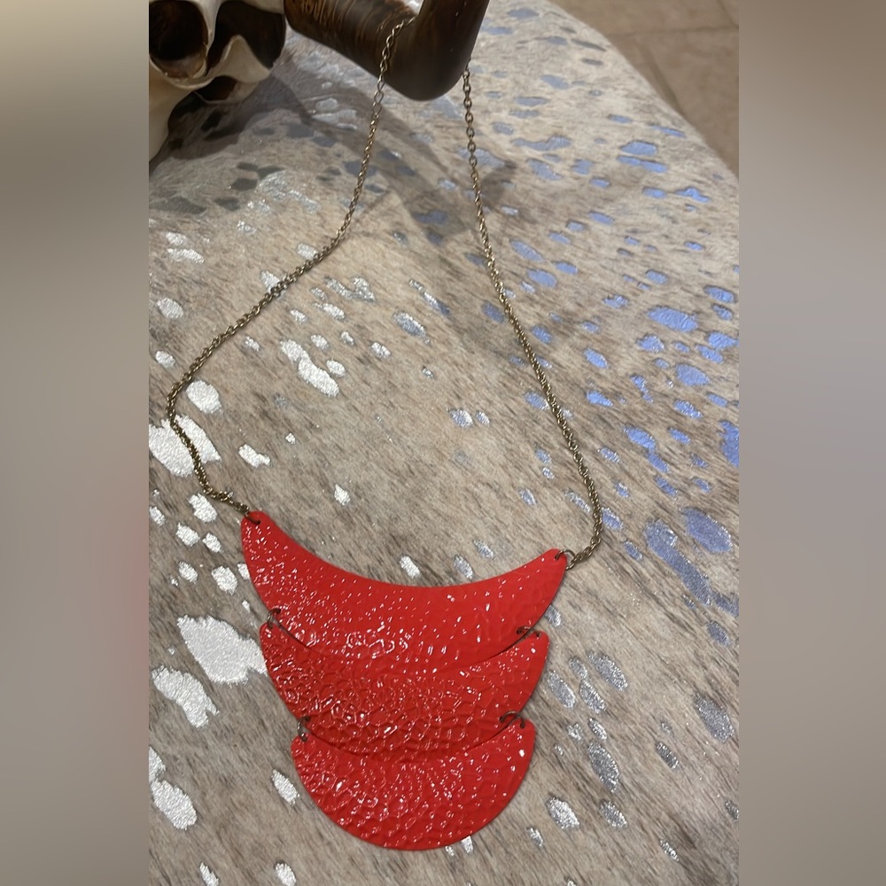 Layered orange piece necklace